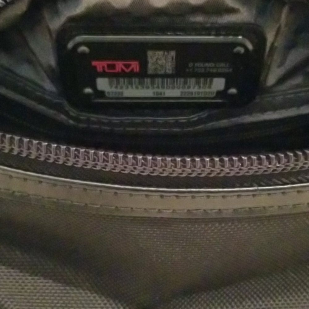 Tumi - Picture 2 of 8